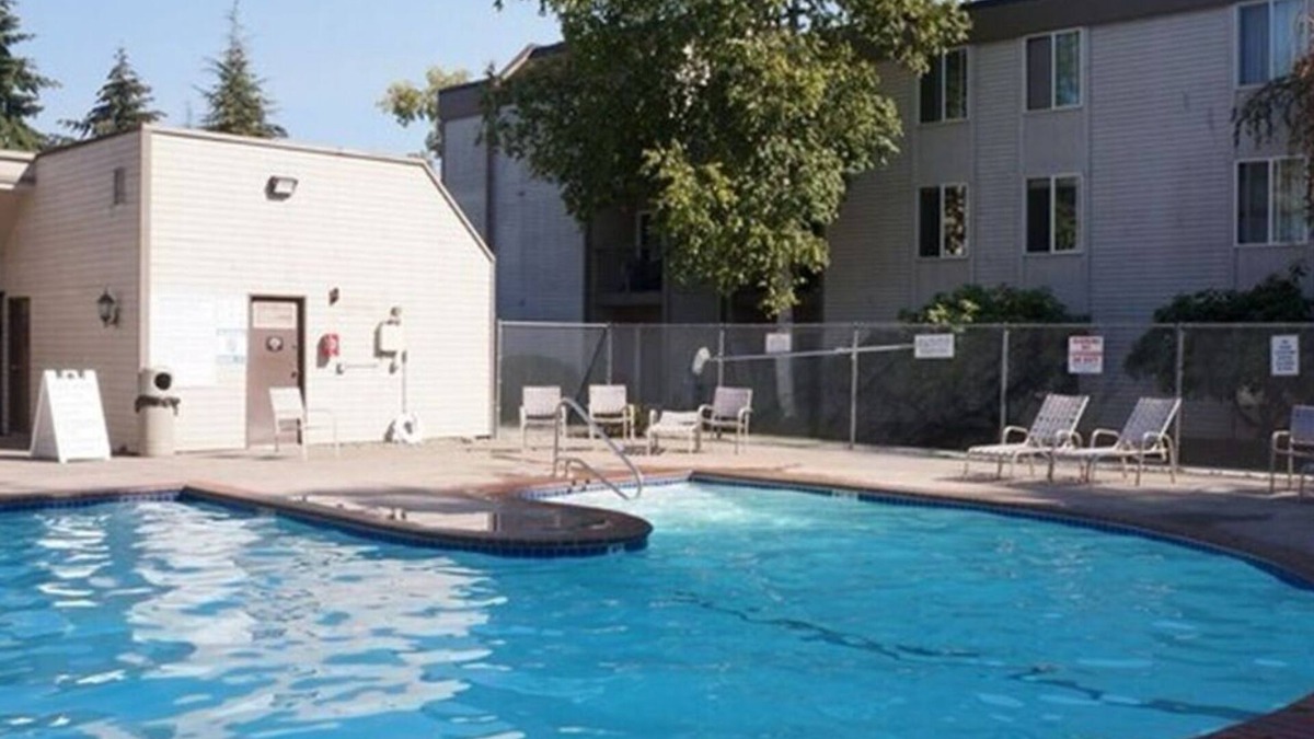 Bridle Trails Condo | Charming Cozy Microsoft Bellevue Condo - 1 Bedroom