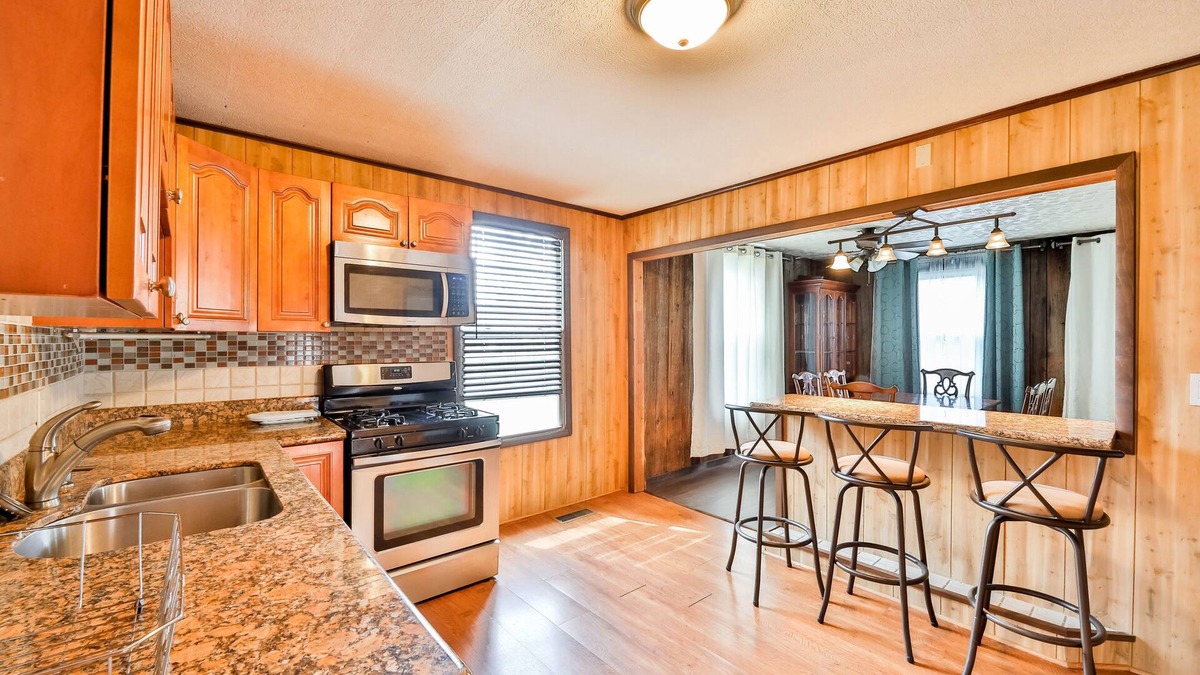 Windham House | Charming cozy retreat - minutes away from Windham