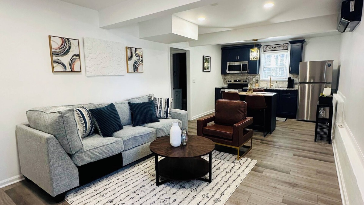 Buford Apartment | Charming & Cozy Studio in a Prime Location Buford-Atlanta