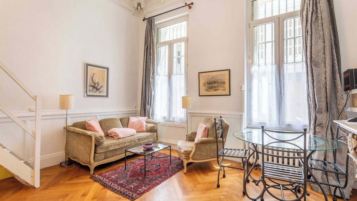 Palais de justice Apartment | Charming duplex with 1 bedroom