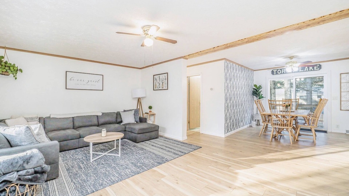 Rapid City House | Charming Family Friendly Cottage Near Torch Lake
