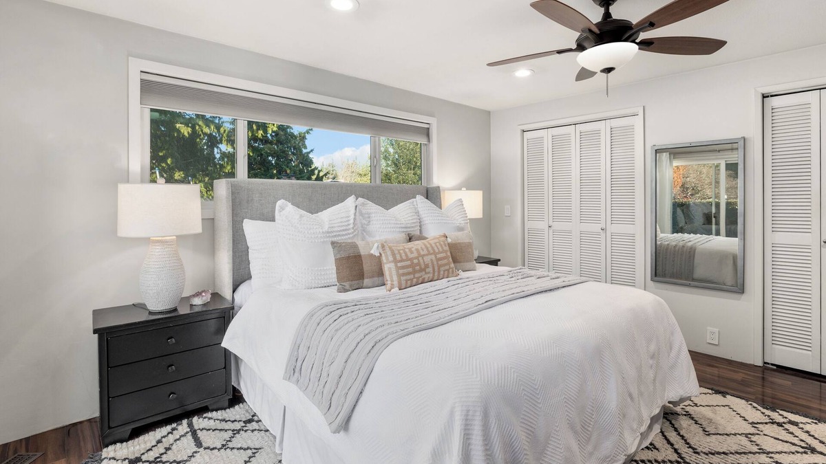Edmonds House | Charming Family-Friendly Home Just Minutes from the Beach!