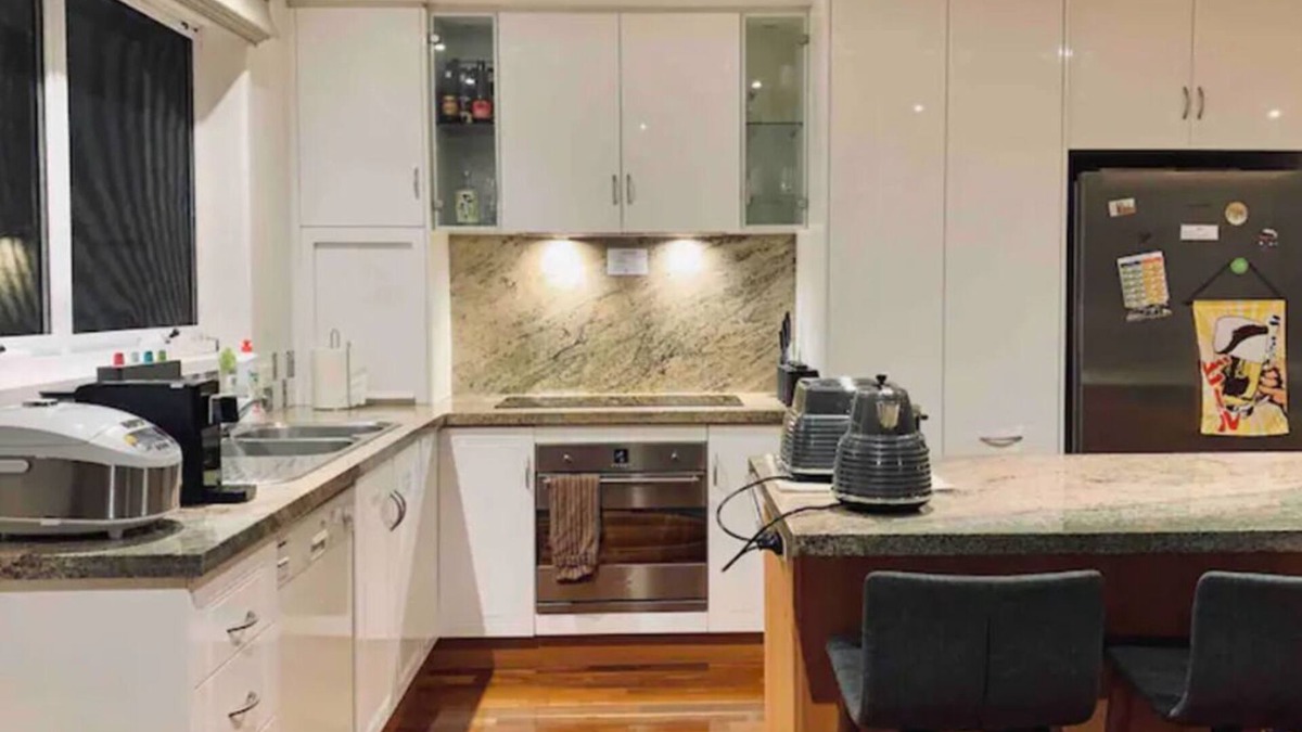 Wheelers Hill House | Charming Family Home near Monash Uni/Glen