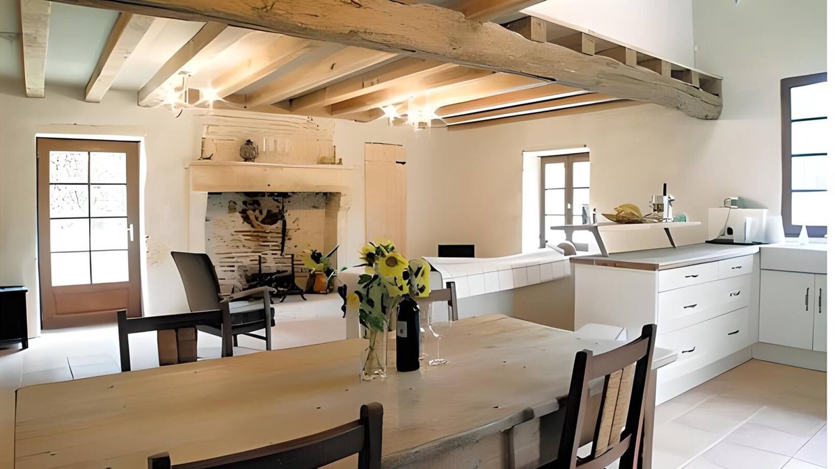 Hautefaye Other | Charming Farmhouse, ideal for two families to share.