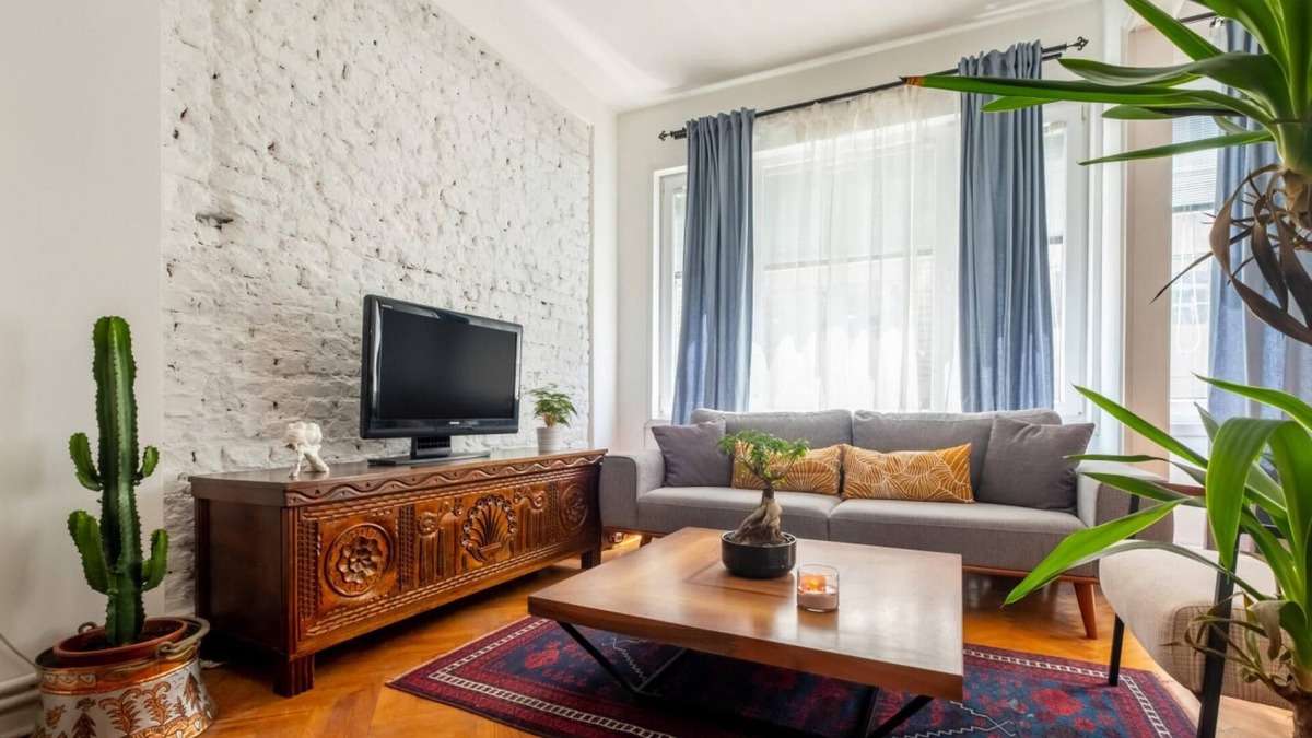 Moda Apartment | Charming Flat with Central Location in Kadikoy