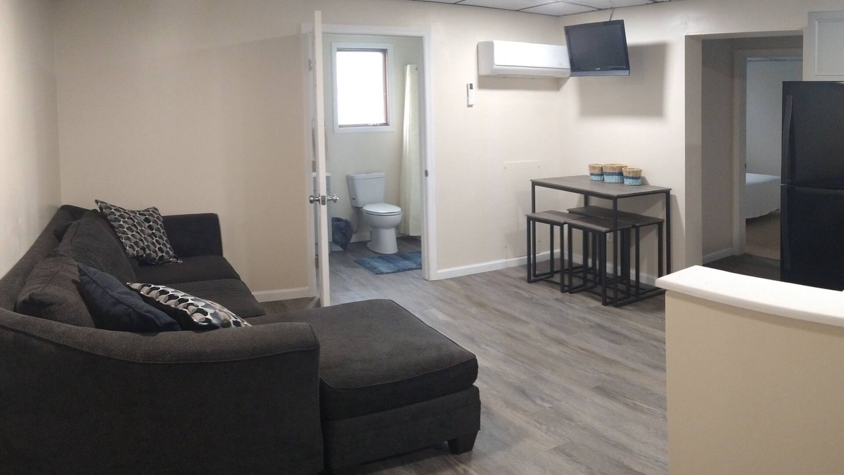 Buckhannon Apartment | Charming fresh apartment in Buckhannon Colonial #6