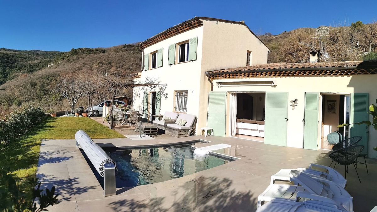 Tourrettes-sur-Loup House | Charming house, pool and beautiful sea view