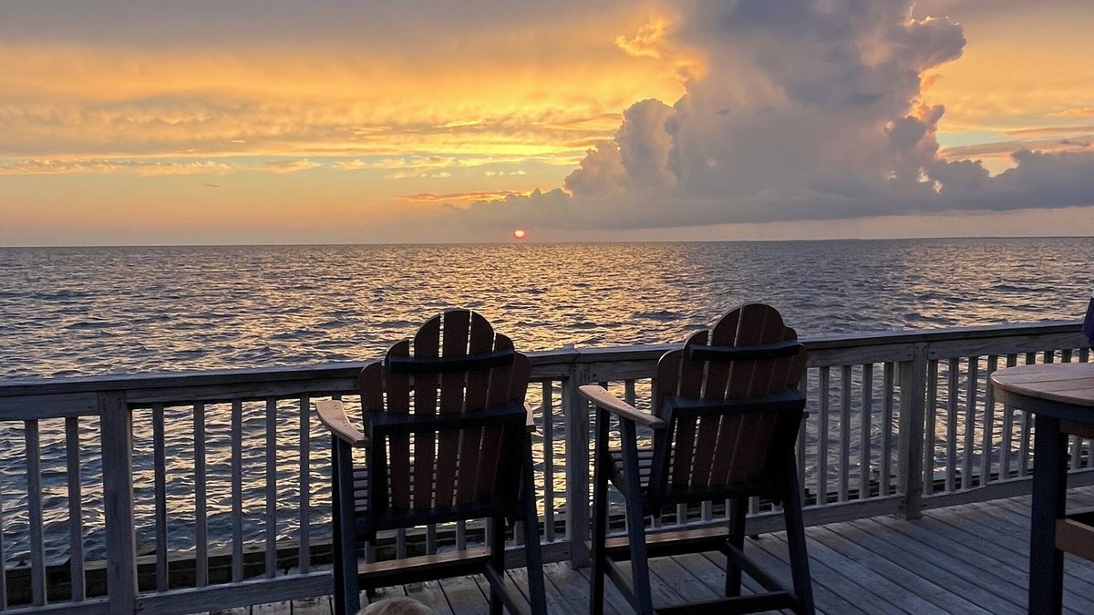 Goshen House | Charming house on the Delaware Bay in delightful Reeds Beach with AC, WiFi