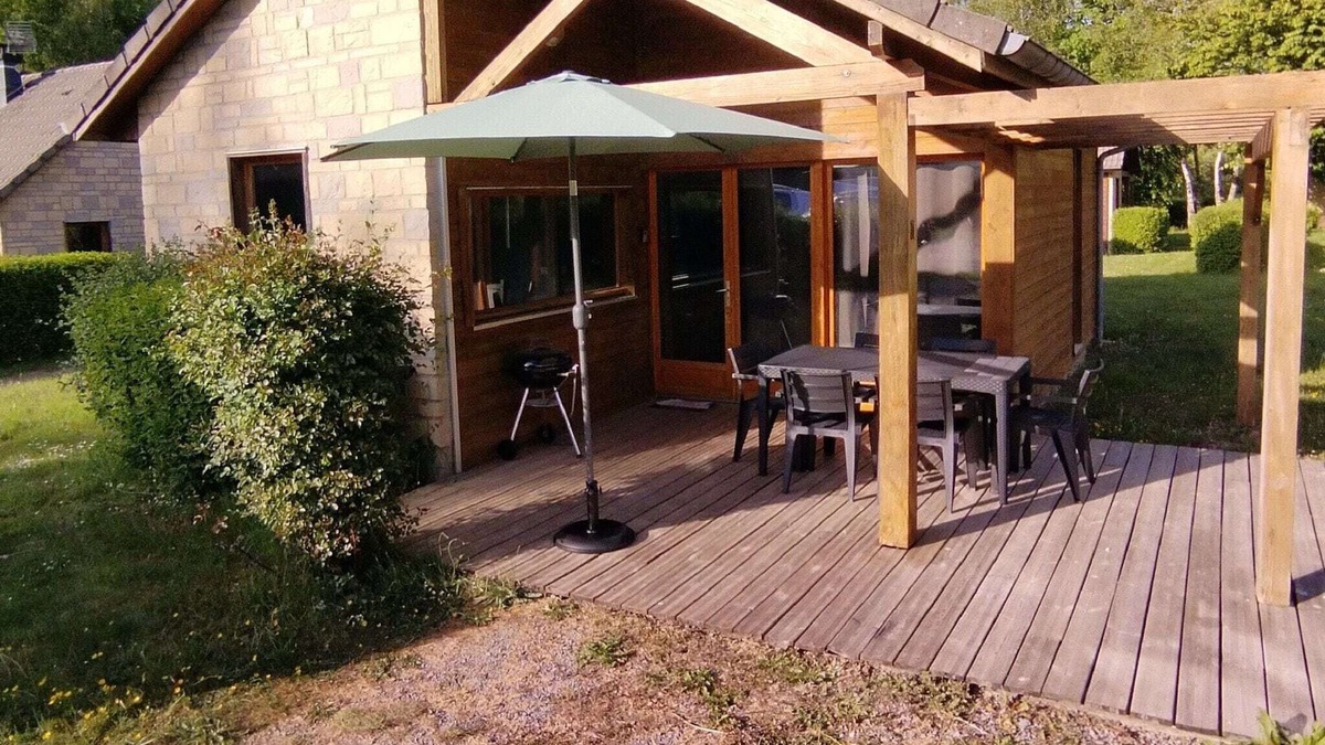 Signy-le-Petit House | Charming holiday home with covered terrace