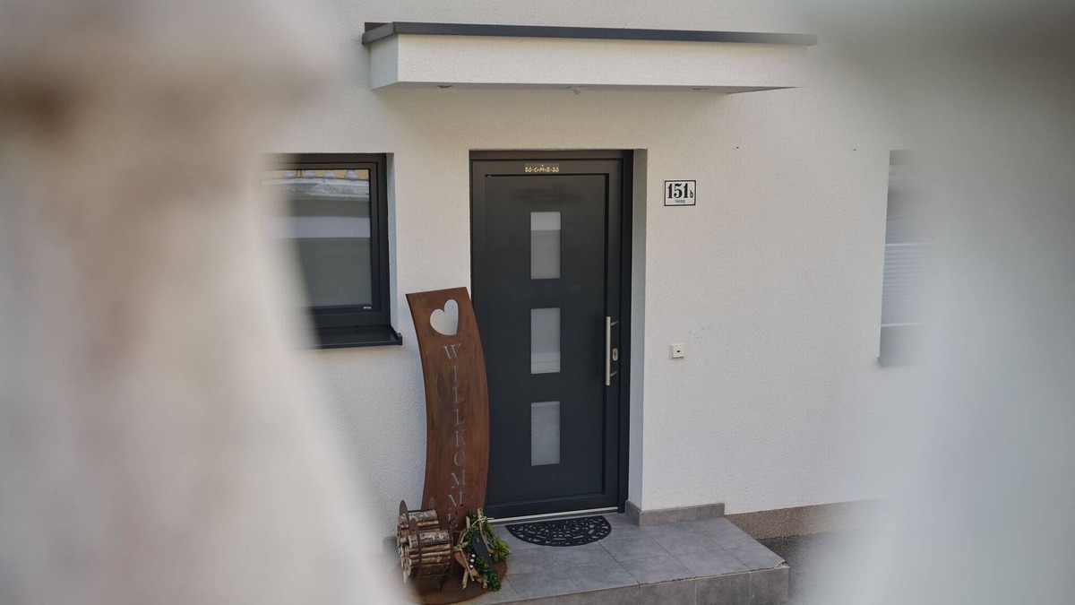 Goldegg House | Charming Holiday Home in Goldegg - Weng near Schloss Goldegg