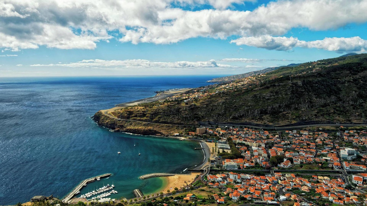Sao Roque House | Charming Holiday Home With Garden View in Funchal - Brooklyn&fennel House