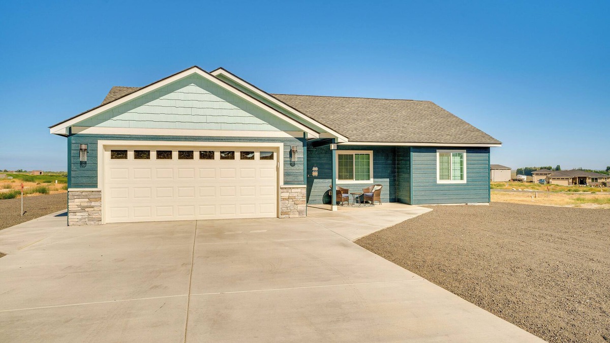 Moses Lake House | Charming Home ~ Half-Mi to Potholes State Park