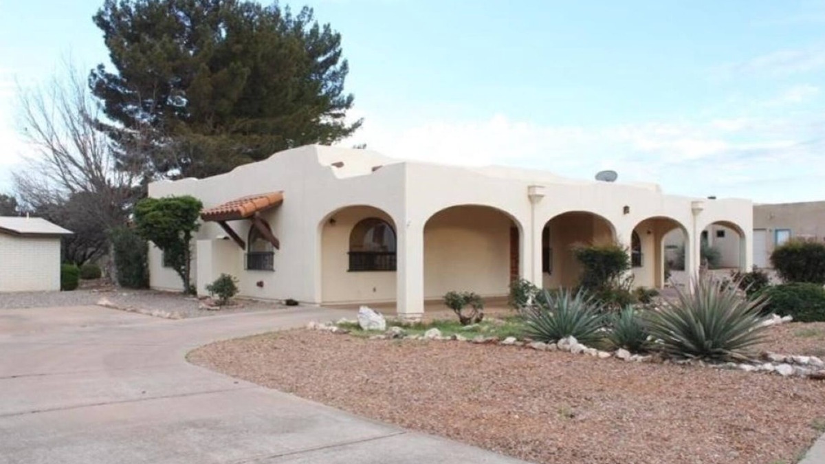 Sierra Vista House | Charming home in Country Club Estates