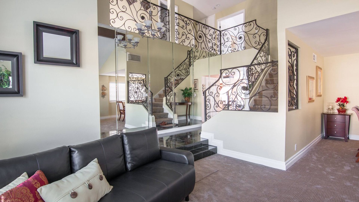 Orange House | Charming Home w/Pool & Spa Near Disneyland, Knotts Berry Farm, and much more