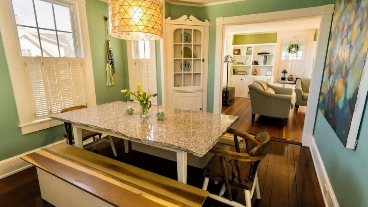 Waldo County House | Charming Home Walk Downtown/Waterfrontn