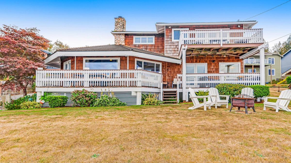 Blaine House | Charming home with amazing ocean views, fireplace, double oven, and washer/dryer