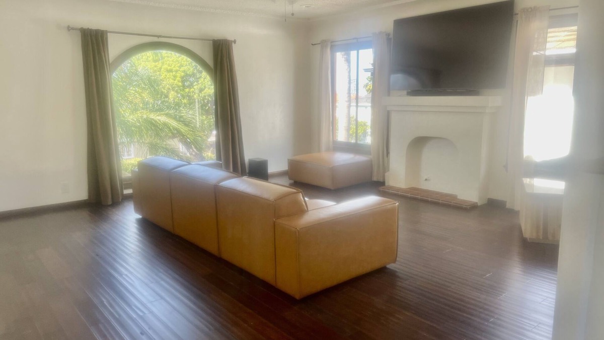 Northwest San Pedro House | Charming House by Averill Park, Palos Verdes, Beach, Highway Quiet Neighborhood