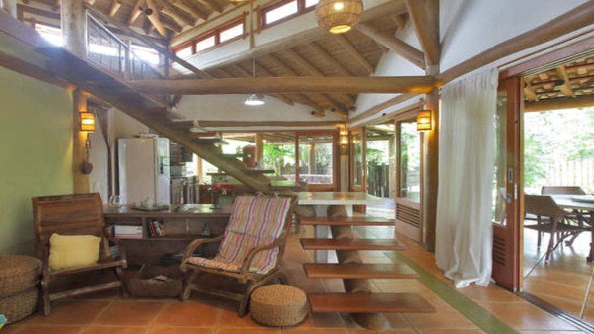 Itamambuca House | Charming House com piscina 100m do mar