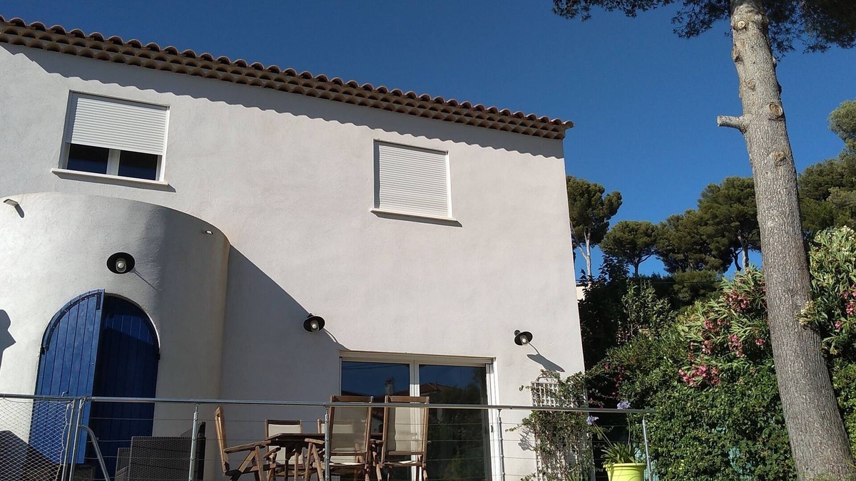 Carry-le-Rouet Villa | Charming house for 6 people swimming pool in the center of the village of Carry le Rouet