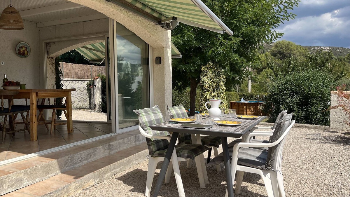La Bouilladisse House | Charming house in Provence