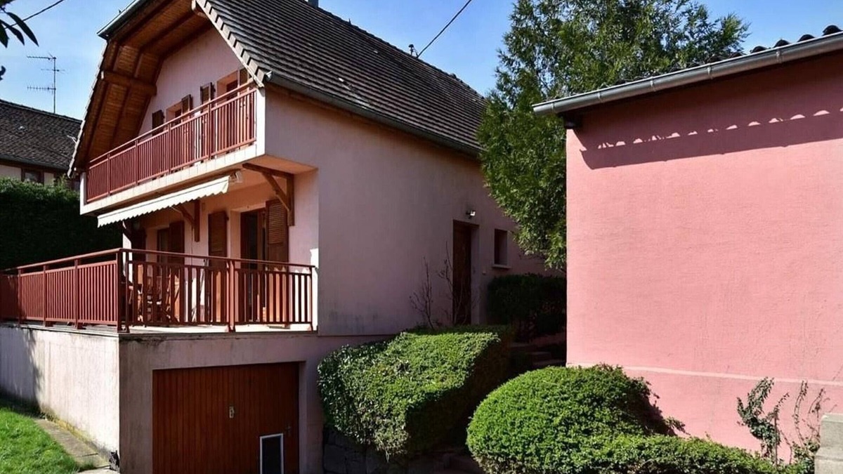 Rouffach Cottage | Charming house near Alsace vineyard, enclosed garden, sleeps 6