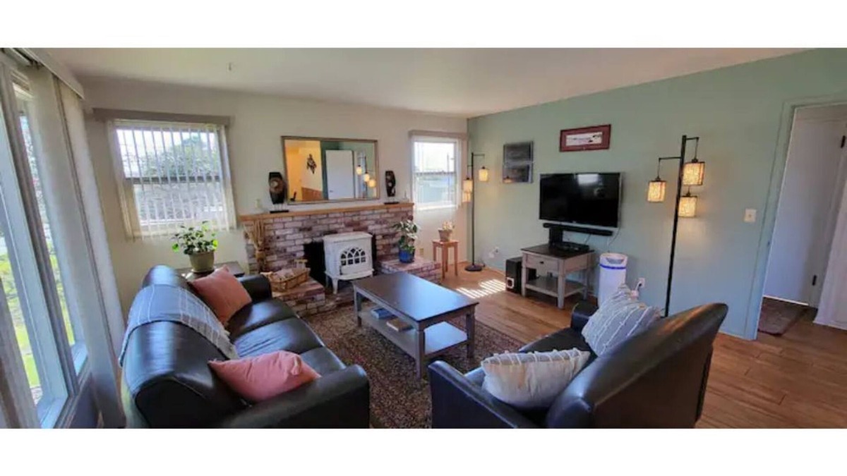 Arcata House | Charming house Perfect location in Downtown Arcata