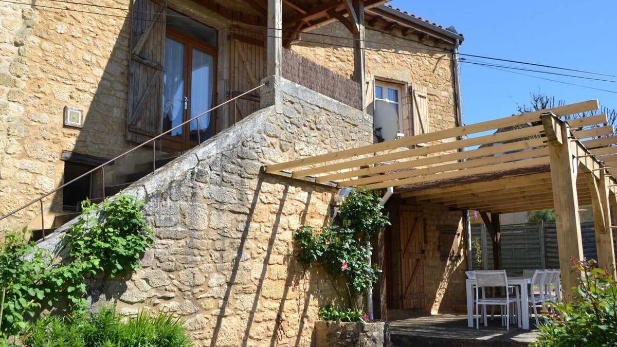 Grolejac Cottage | Charming house, shaded terrace near Sarlat