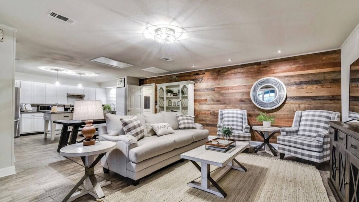 Dripping Springs House | Charming house on an acre in the ❤️of DT Dripping Springs