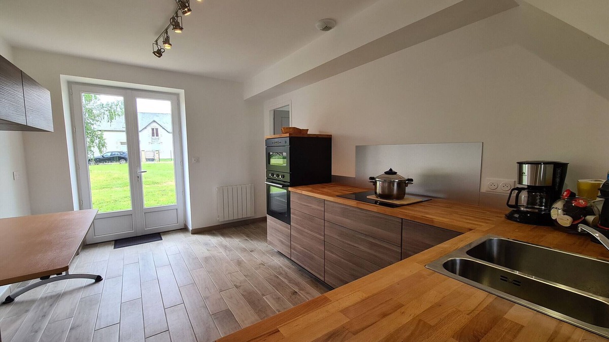 Montierchaume Cottage | Charming House with Garden, Near Châteauroux & Sports Center