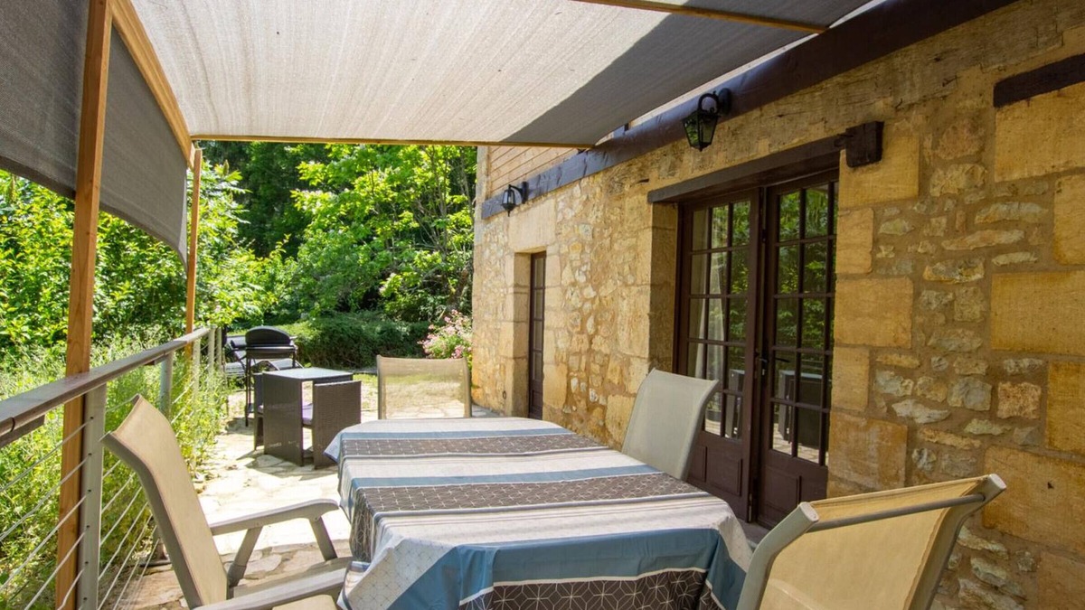 Saint-Pompont Cottage | Charming house with enclosed garden and Wifi in the heart of Perigord Noir