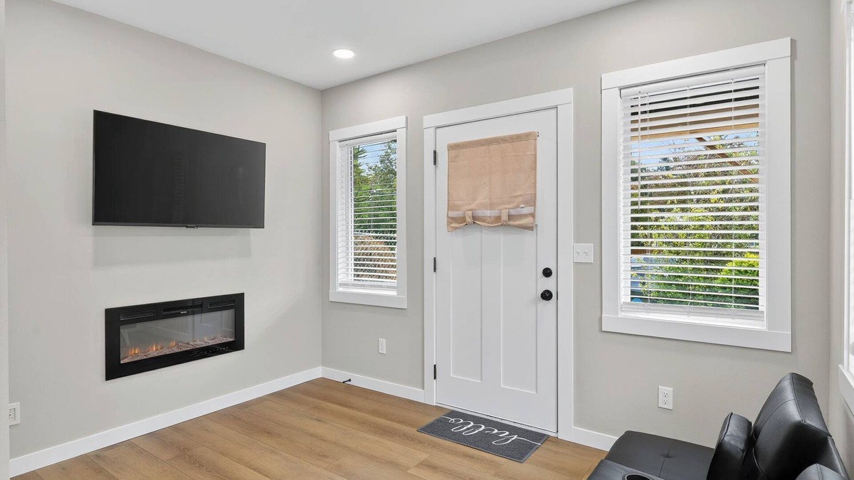 Highland Park House | Charming house with AC in Seattle
