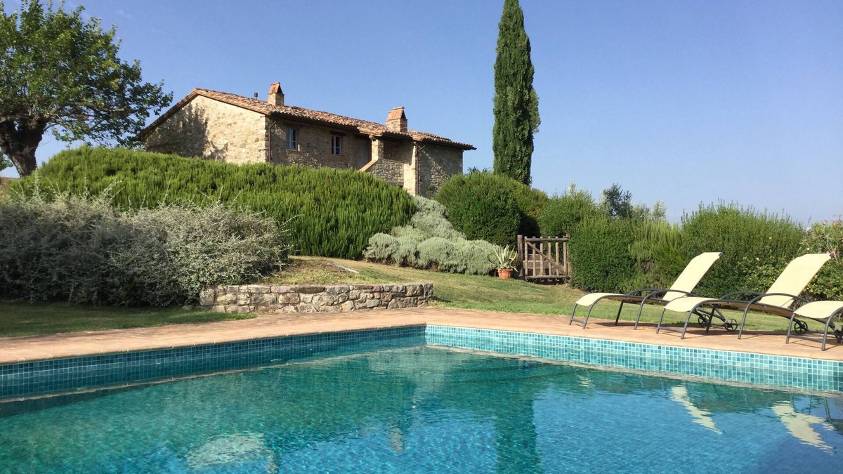 San Venanzo House | Charming house with piano and swimming pool 20 minutes from Todi