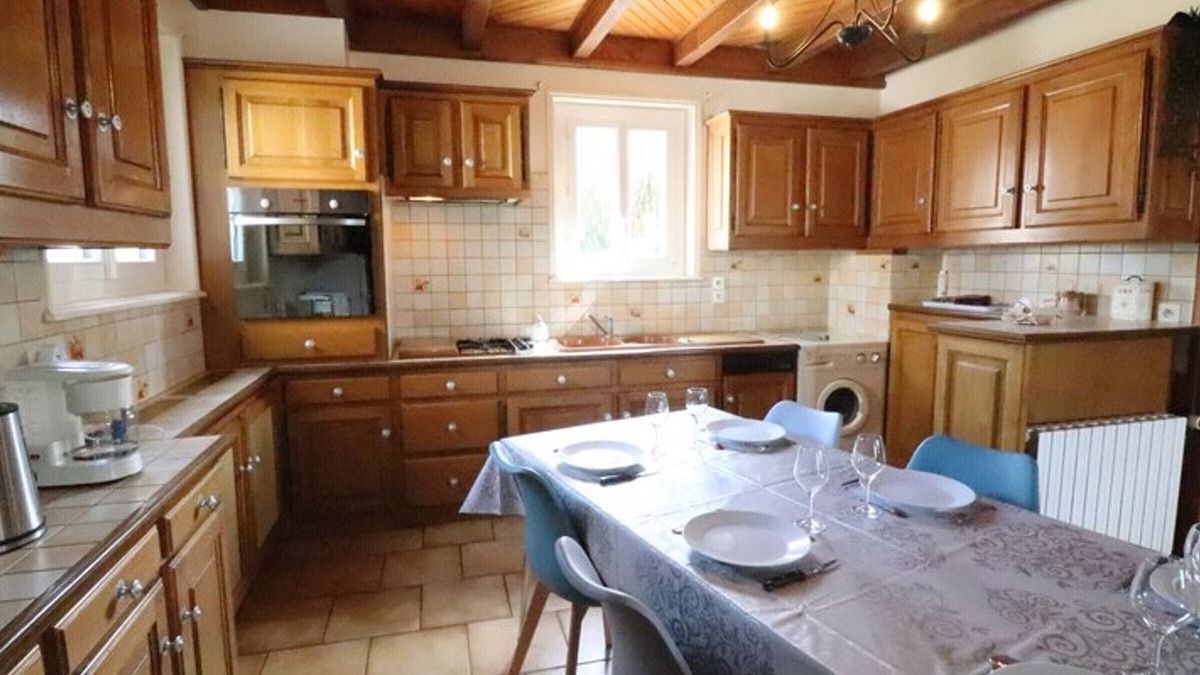 Allanche Cottage | Charming House with Private Heated Pool, Terrace & Garden in Quiet Allanche Village