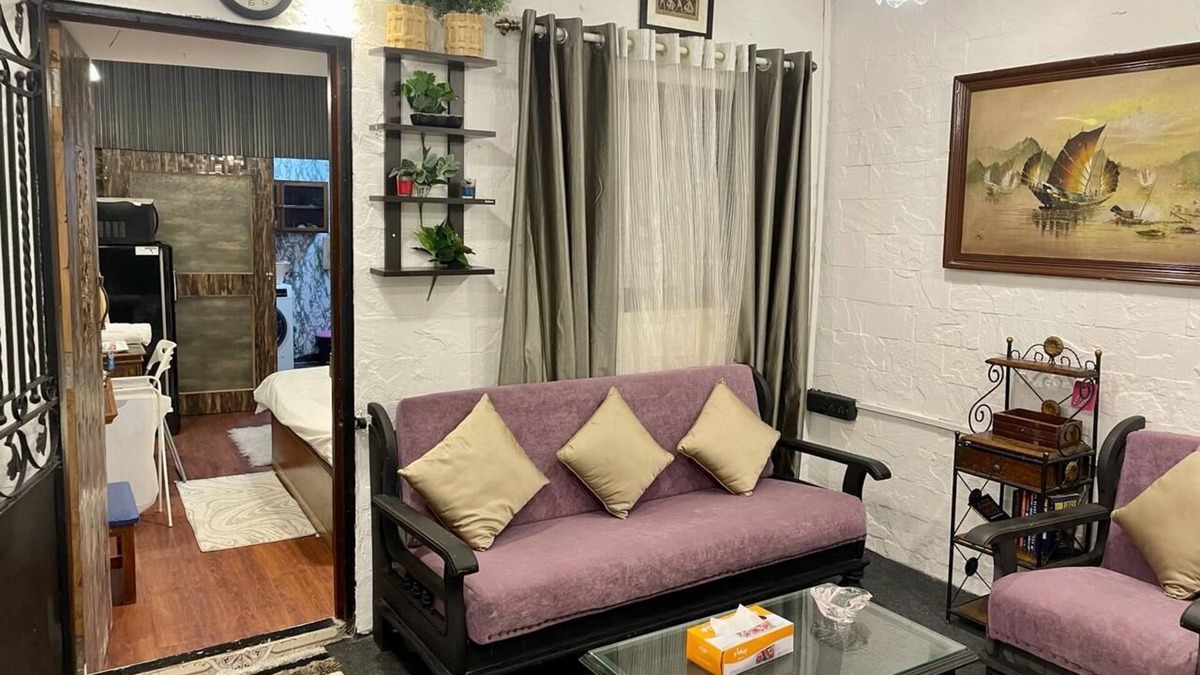 Pali Hill Cottage | Charming Independent Cottage at Carter road, Bandra, Mumbai