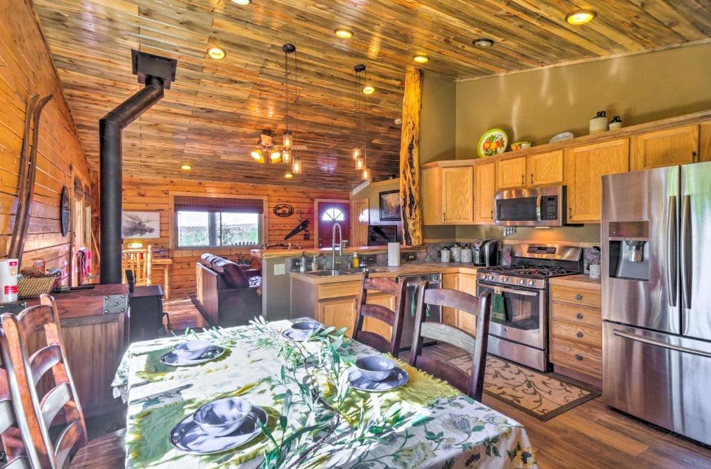Indian Mountain House | Charming Jefferson Retreat with Deck and Grill!