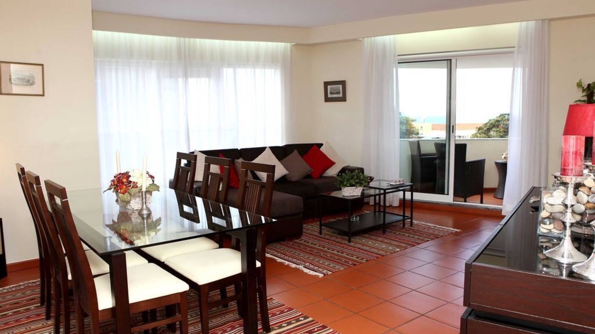 Sao Martinho Condo | Charming Lido Flat I- Lido Apartment