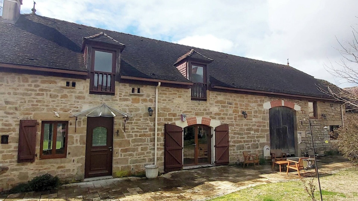 Strenquels Villa | Charming Lotoise residence with swimming pool
