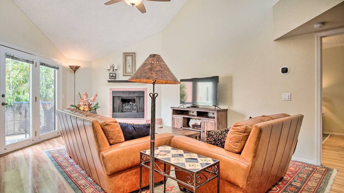 Tucson Condo | Charming Lower Foothills Condo + Pool/spa & Gym
