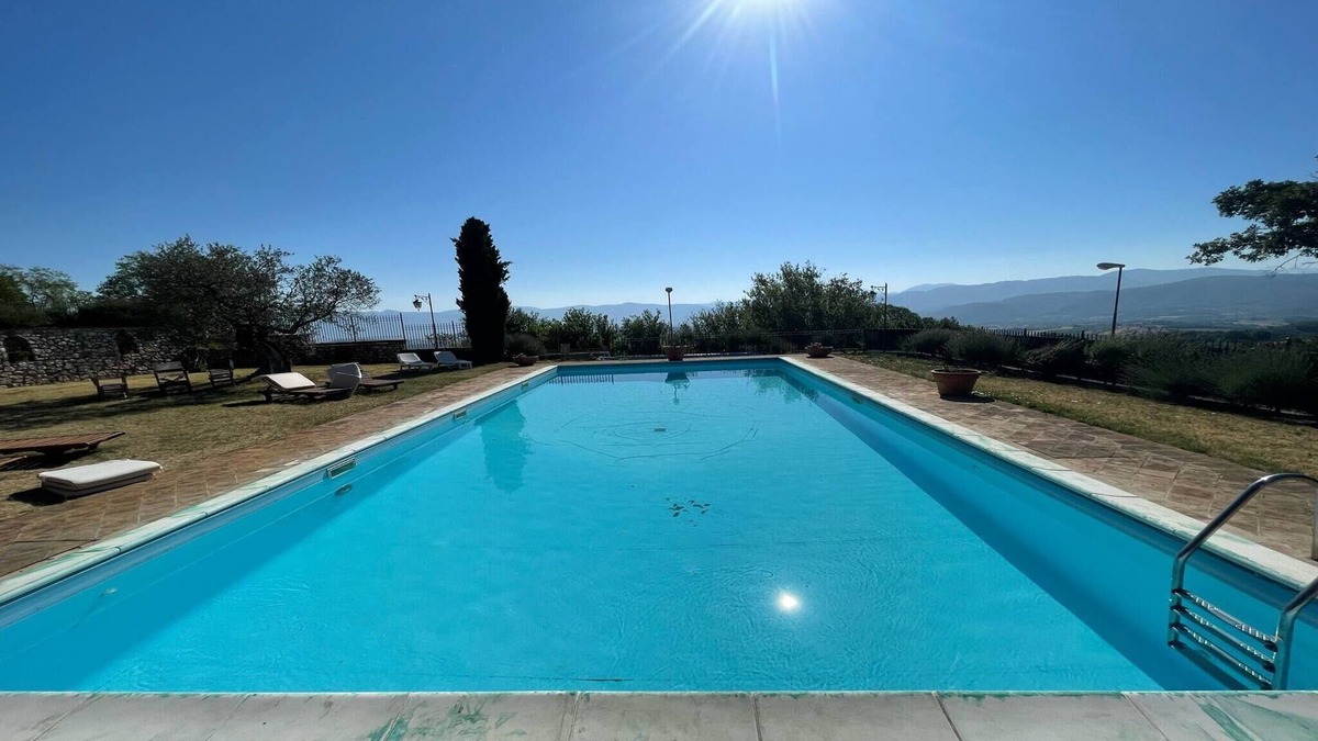 Baiano Apartment | Charming mansion with large pool, expansive grounds
