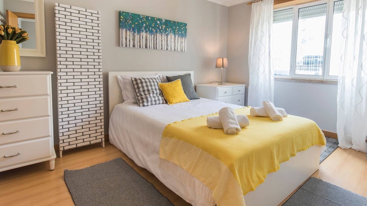 Santo Antonio Apartment | Charming Marquês Flat by LovelyStay