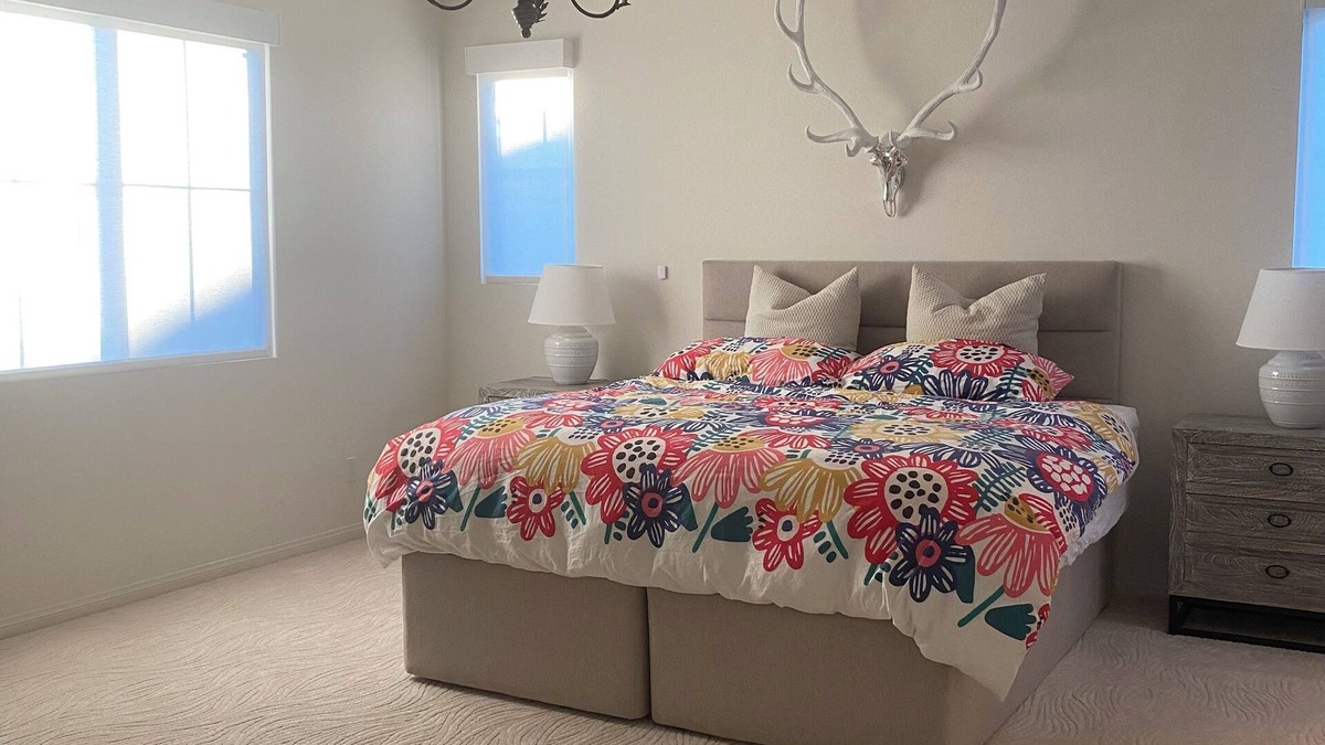 San Elijo Hills House | Charming Master Bedroom and bath in wonderful house San Marcos fully furnished