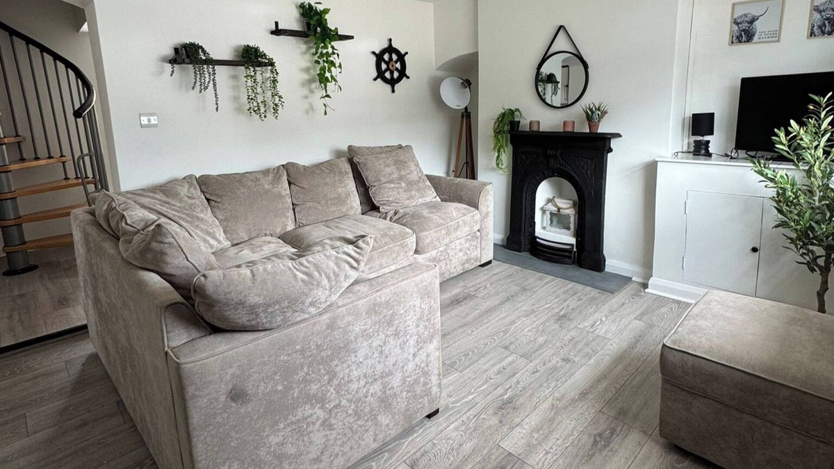 Middlewich House | Charming Middlewich House - Sleeps 4