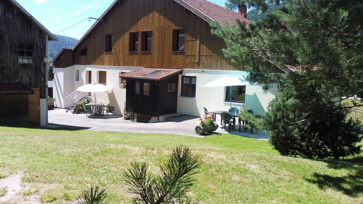 La Bresse Cottage | Charming Mountain Cottage with Ski Access, WiFi, and Family Amenities in La Bresse