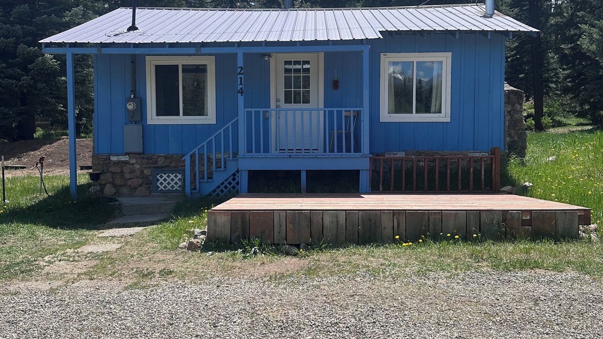 Bayfield Cottage | Charming Mountain Cottage
