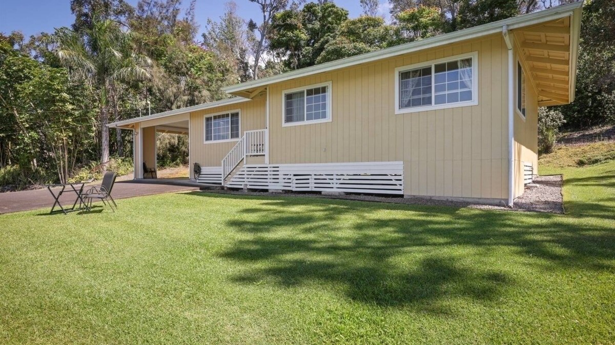 Kailua-Kona House | Charming Mountain Hideaway — Cozy Escape Near the Coast