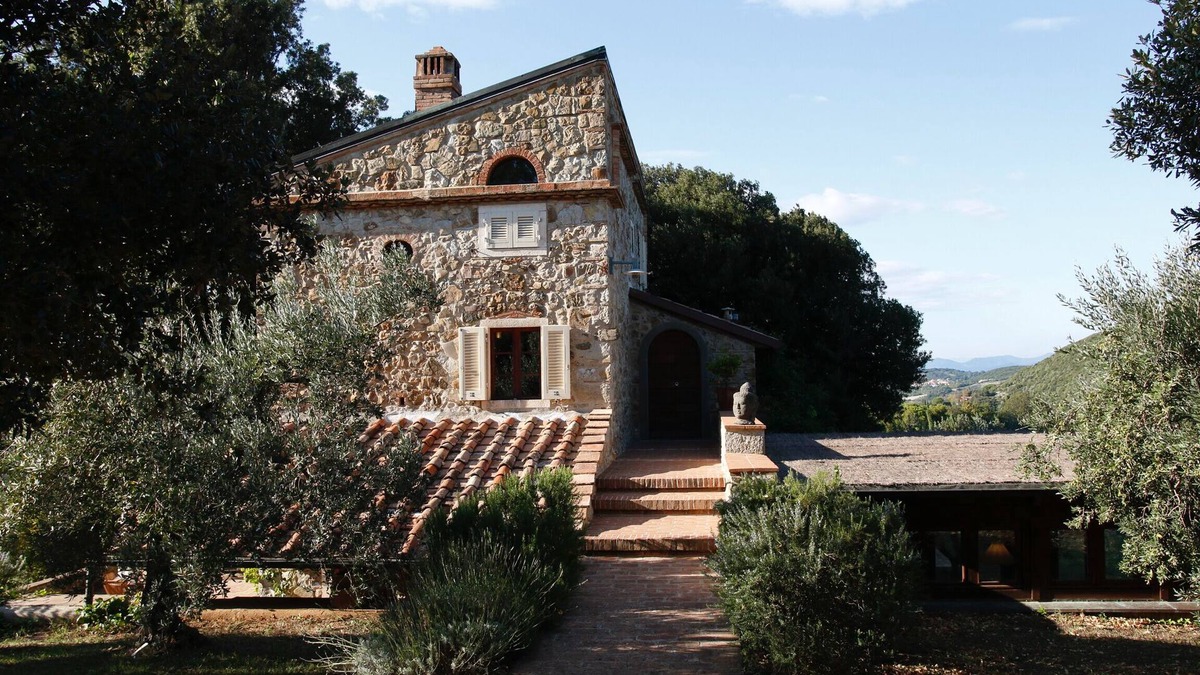 Castellina Marittima House | Charming, newly renovated olive grove in the heart of Tuscany