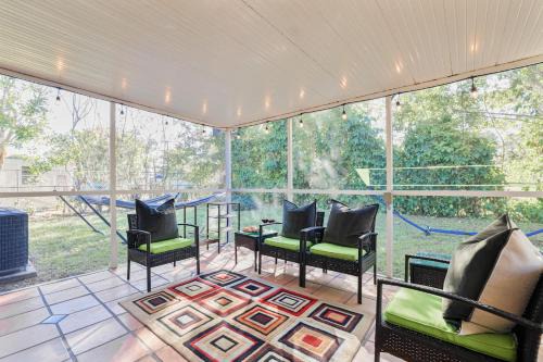 Central Naples House | Charming Naples Oasis - Close to Beaches & Shops