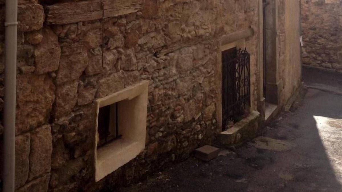 Caunes-Minervois House | Charming, newly renovated village house in Caunes-Minervois