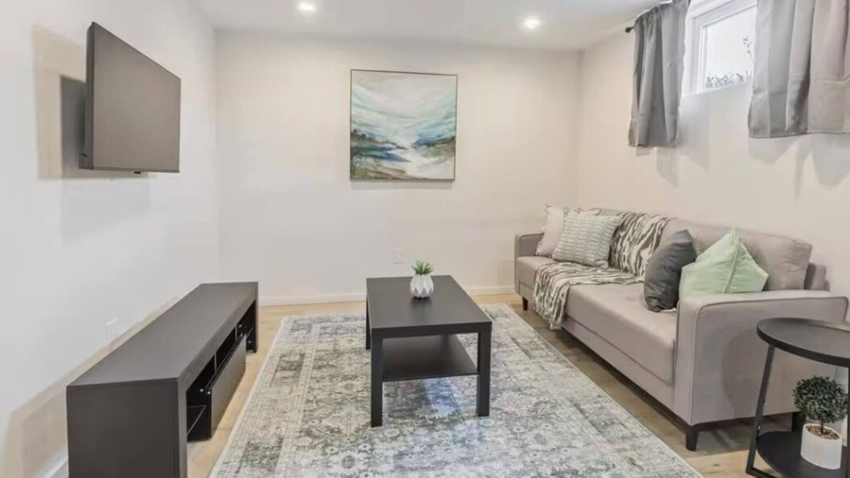 Hamilton House | Charming Newly Reno'd 2-bedroom lower level bungalow in Hamilton with AC