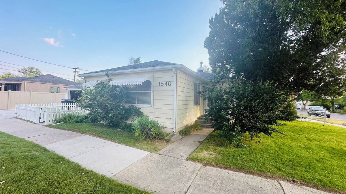 Casper House | Charming newly renovated 2 bedroom house in Casper